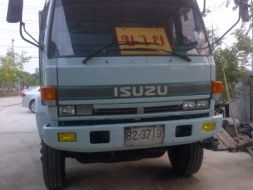 ขาย ISUZU 240  240แรง ปี 42 รถ 2 เพลา ราคา 1150000 บาท จัดไฟแนนท์ได้ 800000 บาท โทร 0843376760
