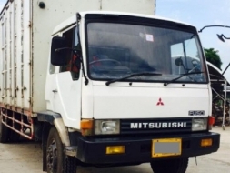 Mitsubishi 6 ล้อ ตู้ 10 บาน